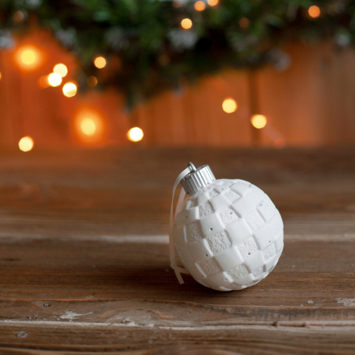 Set of Porcelain Luminous Christmas Balls "White Christmas" 6pcs